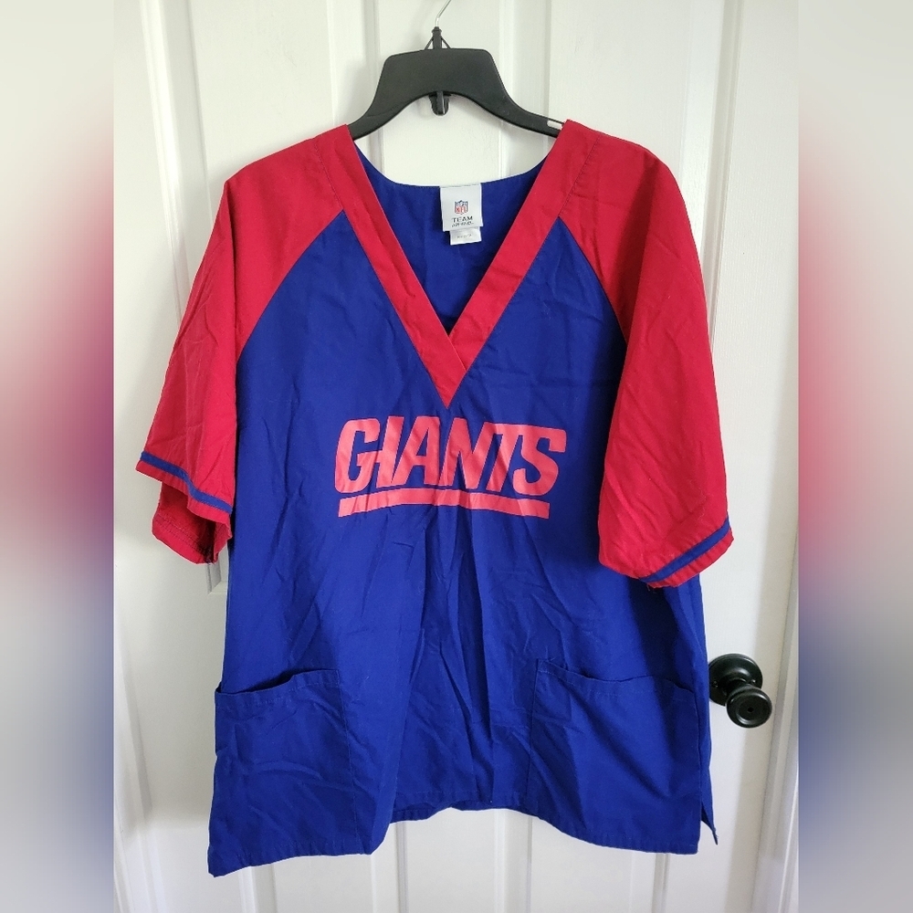 NFL Team Apparel New York Giants Football Red Blue Unisex Scrub Top Size XL